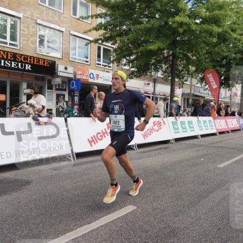15.09.2024 - PSD Bank Halbmarathon Miley Keyser http://msf.ph/oto/7070365 15.09.2024 11:23:16 Ziel 650, 663, 674, 679, 683, 881, 1022 meine-sportfotos.de