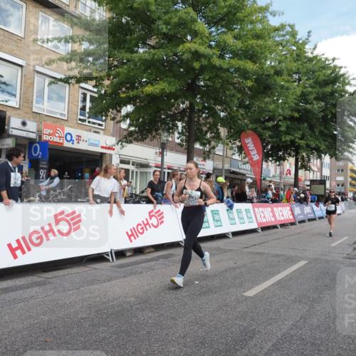 15.09.2024 - PSD Bank Halbmarathon Miley Keyser http://msf.ph/oto/7070367 15.09.2024 12:23:41 Ziel 987, 2403, 2981, 3002, 3277, 3450 meine-sportfotos.de