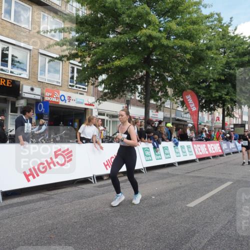 15.09.2024 - PSD Bank Halbmarathon Miley Keyser http://msf.ph/oto/7070376 15.09.2024 12:23:41 Ziel 987, 2403, 2981, 3002, 3277, 3450 meine-sportfotos.de