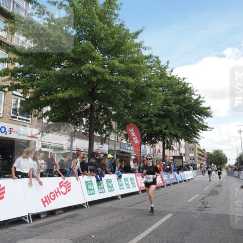 15.09.2024 - PSD Bank Halbmarathon Miley Keyser http://msf.ph/oto/7070390 15.09.2024 12:23:43 Ziel 987, 2403, 2981, 3002, 3277, 3450 meine-sportfotos.de