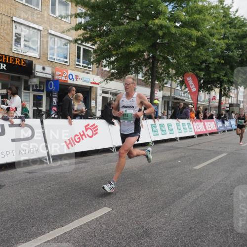15.09.2024 - PSD Bank Halbmarathon Miley Keyser http://msf.ph/oto/7070392 15.09.2024 11:23:17 Ziel 650, 663, 674, 679, 683, 881, 1022 meine-sportfotos.de