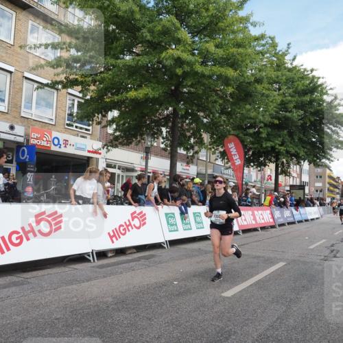 15.09.2024 - PSD Bank Halbmarathon Miley Keyser http://msf.ph/oto/7070398 15.09.2024 12:23:44 Ziel 987, 2403, 2981, 3002, 3277, 3450 meine-sportfotos.de