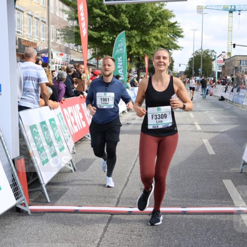 15.09.2024 - PSD Bank Halbmarathon Strokosch-Dieckow http://msf.ph/oto/7070406 15.09.2024 12:31:38 Ziel 1948, 1961, 2259, 3089, 3309, 3486, 3542 meine-sportfotos.de