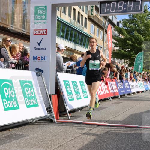 15.09.2024 - PSD Bank Halbmarathon Strokosch-Dieckow http://msf.ph/oto/7070431 15.09.2024 11:09:38 Ziel 402, 505 meine-sportfotos.de