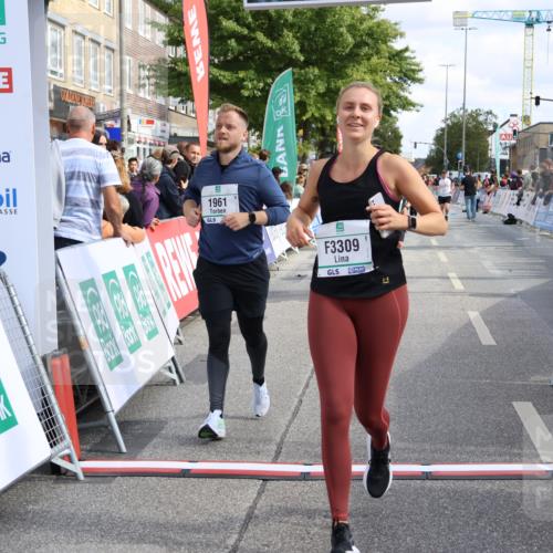 15.09.2024 - PSD Bank Halbmarathon Strokosch-Dieckow http://msf.ph/oto/7070494 15.09.2024 12:31:38 Ziel 1948, 1961, 2259, 3089, 3309, 3486, 3542 meine-sportfotos.de