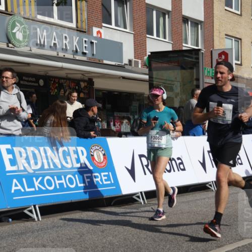 15.09.2024 - PSD Bank Halbmarathon Michael Strokosch http://msf.ph/oto/7070503 15.09.2024 12:09:00 Ziel 1446, 1664, 1912, 1949, 2132, 2165, 2214, 2240, 2437, 2621, 2796, 3060, 3167, 3200 meine-sportfotos.de