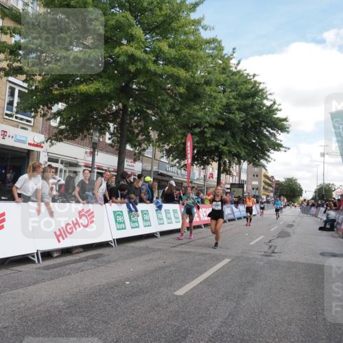 15.09.2024 - PSD Bank Halbmarathon Miley Keyser http://msf.ph/oto/7070523 15.09.2024 12:23:56 Ziel 1883, 2403, 2537, 3003, 3428, 3450 meine-sportfotos.de