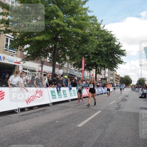 15.09.2024 - PSD Bank Halbmarathon Miley Keyser http://msf.ph/oto/7070529 15.09.2024 12:23:57 Ziel 1883, 2403, 2537, 3003, 3075, 3428, 3450 meine-sportfotos.de