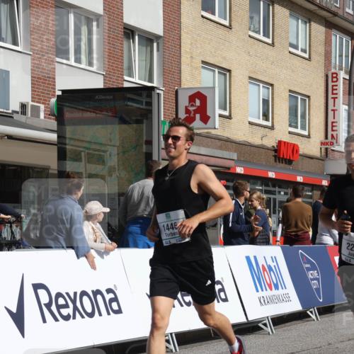 15.09.2024 - PSD Bank Halbmarathon Michael Strokosch http://msf.ph/oto/7070530 15.09.2024 12:09:01 Ziel 1446, 1664, 1912, 1949, 2132, 2165, 2214, 2240, 2437, 2621, 2796, 3060, 3167, 3200 meine-sportfotos.de