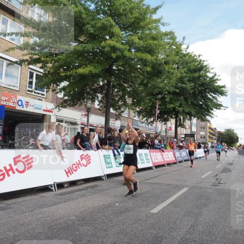 15.09.2024 - PSD Bank Halbmarathon Miley Keyser http://msf.ph/oto/7070563 15.09.2024 12:23:58 Ziel 1883, 2403, 2537, 3003, 3075, 3428, 3450 meine-sportfotos.de