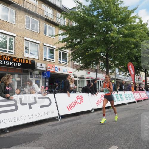 15.09.2024 - PSD Bank Halbmarathon Miley Keyser http://msf.ph/oto/7070564 15.09.2024 11:23:29 Ziel 638, 663, 679, 687, 879, 881, 1028 meine-sportfotos.de