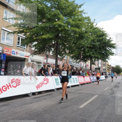 15.09.2024 - PSD Bank Halbmarathon Miley Keyser http://msf.ph/oto/7070566 15.09.2024 12:23:58 Ziel 1883, 2403, 2537, 3003, 3075, 3428, 3450 meine-sportfotos.de