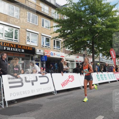 15.09.2024 - PSD Bank Halbmarathon Miley Keyser http://msf.ph/oto/7070568 15.09.2024 11:23:29 Ziel 638, 663, 679, 687, 879, 881, 1028 meine-sportfotos.de