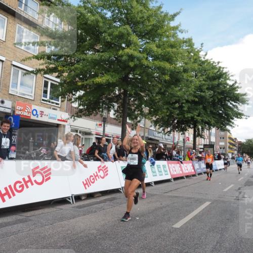 15.09.2024 - PSD Bank Halbmarathon Miley Keyser http://msf.ph/oto/7070570 15.09.2024 12:23:58 Ziel 1883, 2403, 2537, 3003, 3075, 3428, 3450 meine-sportfotos.de
