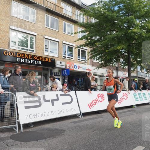 15.09.2024 - PSD Bank Halbmarathon Miley Keyser http://msf.ph/oto/7070572 15.09.2024 11:23:30 Ziel 638, 663, 679, 687, 879, 881, 1028 meine-sportfotos.de