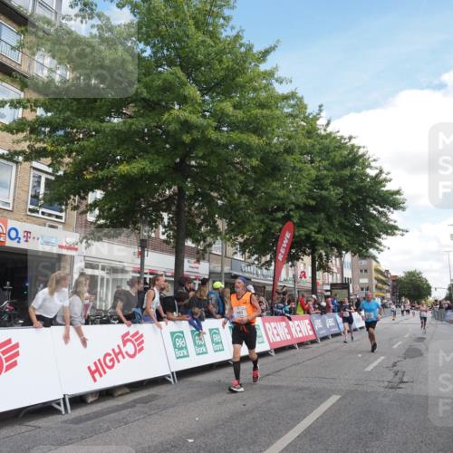 15.09.2024 - PSD Bank Halbmarathon Miley Keyser http://msf.ph/oto/7070638 15.09.2024 12:24:01 Ziel 1883, 2537, 3003, 3075, 3222, 3428 meine-sportfotos.de