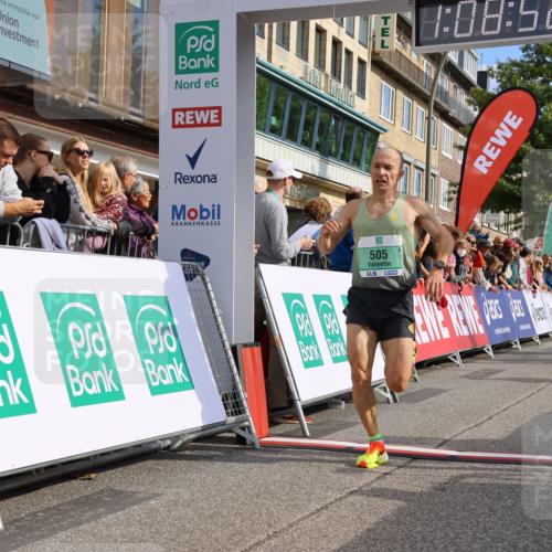 15.09.2024 - PSD Bank Halbmarathon Strokosch-Dieckow http://msf.ph/oto/7070651 15.09.2024 11:09:43 Ziel 402, 505 meine-sportfotos.de