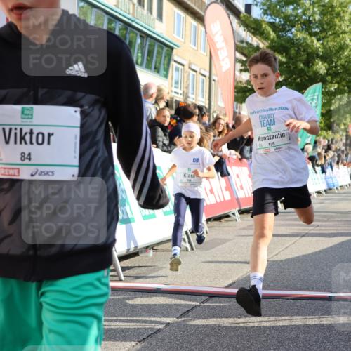 15.09.2024 - PSD Bank Halbmarathon Strokosch-Dieckow http://msf.ph/oto/7070655 15.09.2024 10:28:26 Ziel 14, 43, 84, 94, 132, 135, 149, 161, 166, 208, 217, 230, 258, 262, 293 meine-sportfotos.de