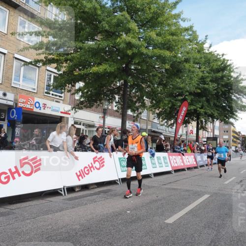 15.09.2024 - PSD Bank Halbmarathon Miley Keyser http://msf.ph/oto/7070662 15.09.2024 12:24:01 Ziel 1883, 2537, 3003, 3075, 3222, 3428 meine-sportfotos.de