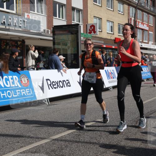 15.09.2024 - PSD Bank Halbmarathon Michael Strokosch http://msf.ph/oto/7070674 15.09.2024 12:09:15 Ziel 1966, 1994, 2132, 2179, 2408, 2437, 2868, 2997, 3167, 3526 meine-sportfotos.de