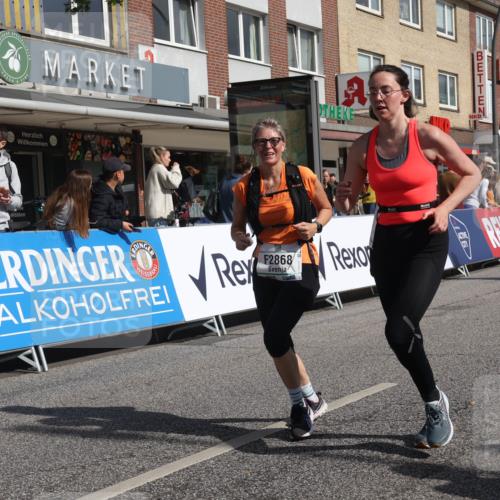 15.09.2024 - PSD Bank Halbmarathon Michael Strokosch http://msf.ph/oto/7070679 15.09.2024 12:09:15 Ziel 1966, 1994, 2132, 2179, 2408, 2437, 2868, 2997, 3167, 3526 meine-sportfotos.de