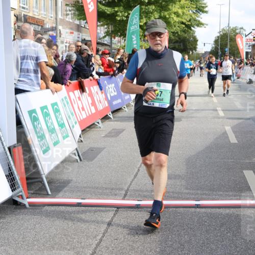 15.09.2024 - PSD Bank Halbmarathon Strokosch-Dieckow http://msf.ph/oto/7070686 15.09.2024 12:31:44 Ziel 1866, 1961, 2887, 3309 meine-sportfotos.de