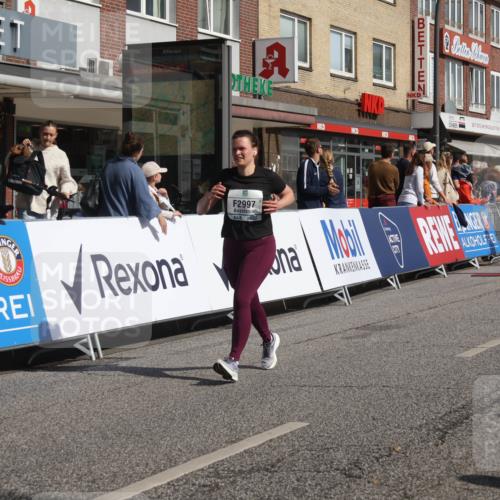 15.09.2024 - PSD Bank Halbmarathon Michael Strokosch http://msf.ph/oto/7070698 15.09.2024 12:09:18 Ziel 1966, 1994, 2132, 2179, 2408, 2437, 2868, 2890, 2997, 3050, 3167, 3526 meine-sportfotos.de