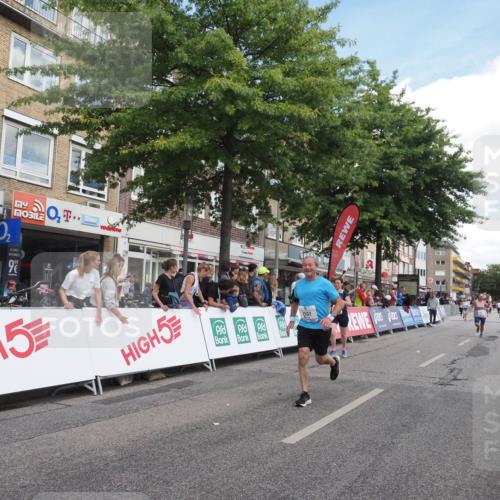 15.09.2024 - PSD Bank Halbmarathon Miley Keyser http://msf.ph/oto/7070701 15.09.2024 12:24:04 Ziel 1883, 2527, 2537, 3003, 3075, 3222, 3428, 3543 meine-sportfotos.de