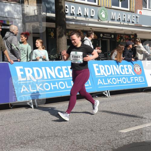 15.09.2024 - PSD Bank Halbmarathon Michael Strokosch http://msf.ph/oto/7070715 15.09.2024 12:09:19 Ziel 1778, 1966, 1994, 2179, 2408, 2437, 2868, 2890, 2997, 3050, 3526 meine-sportfotos.de