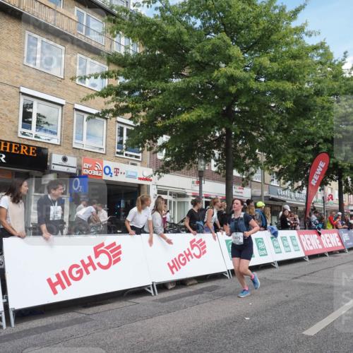 15.09.2024 - PSD Bank Halbmarathon Miley Keyser http://msf.ph/oto/7070717 15.09.2024 12:24:05 Ziel 1883, 2527, 2537, 3003, 3075, 3222, 3428, 3452, 3543 meine-sportfotos.de