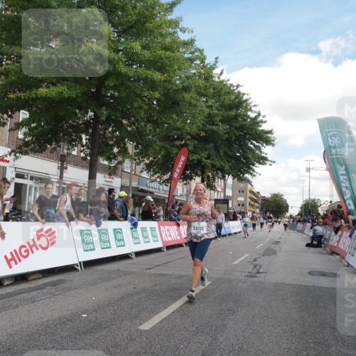 15.09.2024 - PSD Bank Halbmarathon Miley Keyser http://msf.ph/oto/7070756 15.09.2024 12:24:08 Ziel 1883, 2527, 2537, 3003, 3075, 3222, 3428, 3452, 3543 meine-sportfotos.de