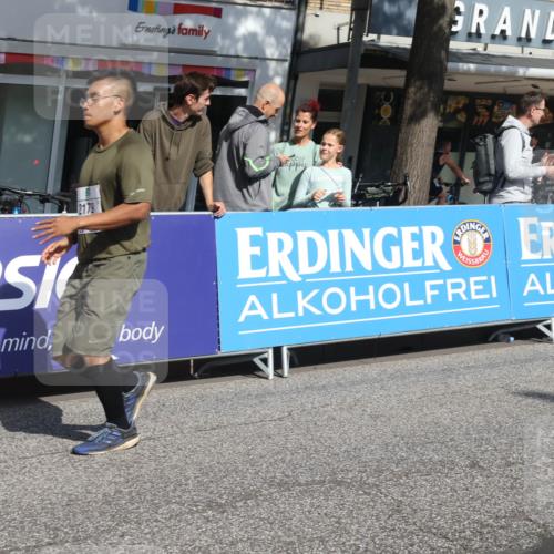 15.09.2024 - PSD Bank Halbmarathon Michael Strokosch http://msf.ph/oto/7070784 15.09.2024 12:09:24 Ziel 1778, 1855, 1966, 1994, 2179, 2408, 2868, 2878, 2890, 2997, 3050, 3526 meine-sportfotos.de