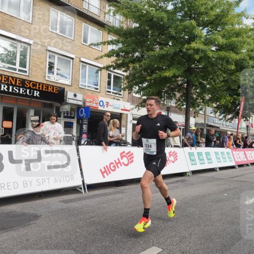 15.09.2024 - PSD Bank Halbmarathon Miley Keyser http://msf.ph/oto/7070802 15.09.2024 11:23:55 Ziel 645, 659, 672, 675, 865, 894, 941, 1034, 1072, 1098 meine-sportfotos.de