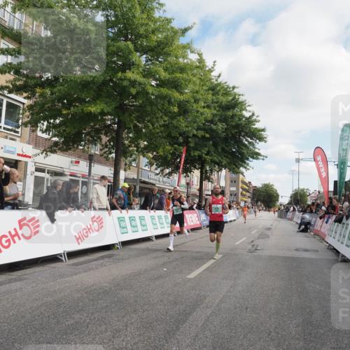 15.09.2024 - PSD Bank Halbmarathon Miley Keyser http://msf.ph/oto/7070820 15.09.2024 11:24:00 Ziel 659, 672, 675, 891, 1034, 1098 meine-sportfotos.de