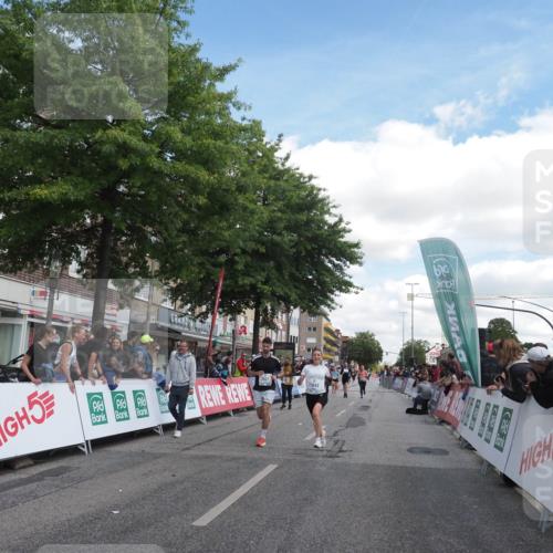 15.09.2024 - PSD Bank Halbmarathon Miley Keyser http://msf.ph/oto/7070823 15.09.2024 12:24:15 Ziel 1765, 1883, 1997, 2081, 2527, 2537, 3008, 3075, 3222, 3256, 3371, 3452, 3543 meine-sportfotos.de