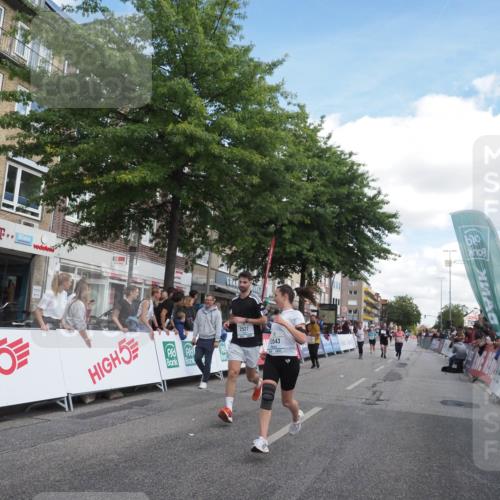 15.09.2024 - PSD Bank Halbmarathon Miley Keyser http://msf.ph/oto/7070856 15.09.2024 12:24:16 Ziel 1765, 1883, 1997, 2081, 2527, 3008, 3075, 3222, 3256, 3371, 3452, 3543 meine-sportfotos.de