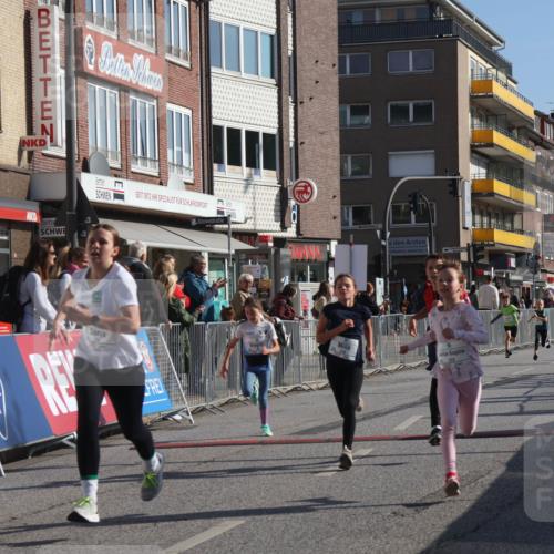15.09.2024 - PSD Bank Halbmarathon Michael Strokosch http://msf.ph/oto/7070857 15.09.2024 10:27:15 Ziel 48, 87, 136, 139, 167, 174, 198, 210, 219, 233, 268, 272 meine-sportfotos.de