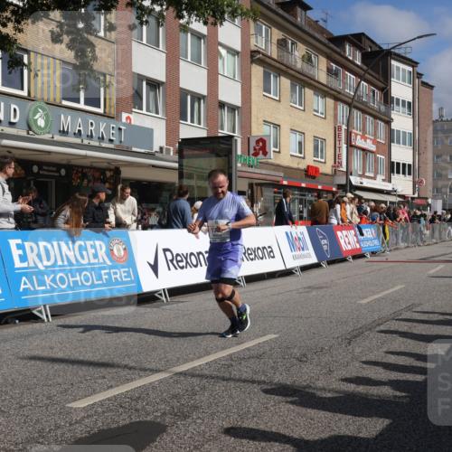 15.09.2024 - PSD Bank Halbmarathon Michael Strokosch http://msf.ph/oto/7070859 15.09.2024 12:09:30 Ziel 1778, 1855, 1966, 1994, 2179, 2327, 2408, 2878, 2890, 2892, 3050, 3238 meine-sportfotos.de