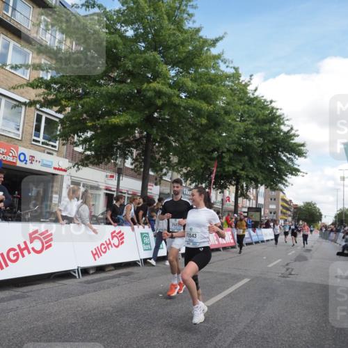 15.09.2024 - PSD Bank Halbmarathon Miley Keyser http://msf.ph/oto/7070865 15.09.2024 12:24:16 Ziel 1765, 1883, 1997, 2081, 2527, 3008, 3075, 3222, 3256, 3371, 3452, 3543 meine-sportfotos.de