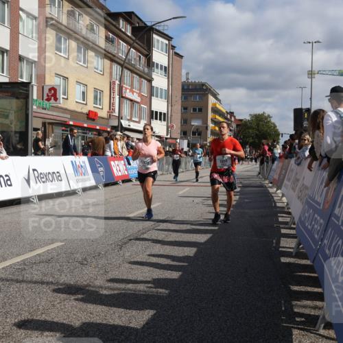 15.09.2024 - PSD Bank Halbmarathon Michael Strokosch http://msf.ph/oto/7070874 15.09.2024 12:09:33 Ziel 1778, 1855, 1966, 1994, 2179, 2327, 2878, 2890, 2892, 3050, 3238 meine-sportfotos.de
