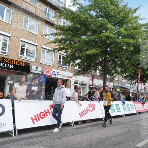 15.09.2024 - PSD Bank Halbmarathon Miley Keyser http://msf.ph/oto/7070888 15.09.2024 12:24:19 Ziel 1765, 1997, 2081, 2527, 3008, 3075, 3222, 3256, 3339, 3371, 3452, 3543 meine-sportfotos.de