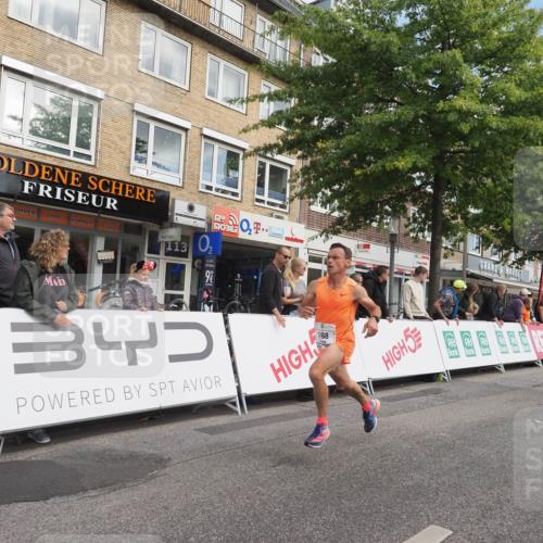 15.09.2024 - PSD Bank Halbmarathon Miley Keyser http://msf.ph/oto/7070904 15.09.2024 11:24:05 Ziel 610, 659, 672, 675, 891, 1098 meine-sportfotos.de