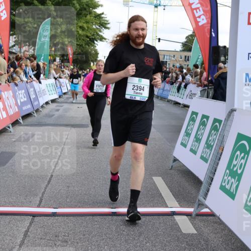 15.09.2024 - PSD Bank Halbmarathon Strokosch-Dieckow http://msf.ph/oto/7070906 15.09.2024 12:23:14 Ziel 2394, 3219, 3361 meine-sportfotos.de