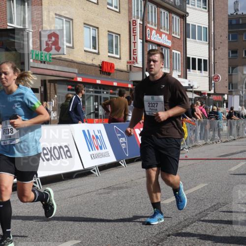 15.09.2024 - PSD Bank Halbmarathon Michael Strokosch http://msf.ph/oto/7070914 15.09.2024 12:09:38 Ziel 1778, 1855, 2053, 2327, 2878, 2892, 3238, 3532 meine-sportfotos.de