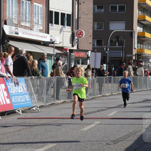 15.09.2024 - PSD Bank Halbmarathon Michael Strokosch http://msf.ph/oto/7070933 15.09.2024 10:27:25 Ziel 8, 48, 87, 122, 139, 174, 219, 233, 268, 272 meine-sportfotos.de