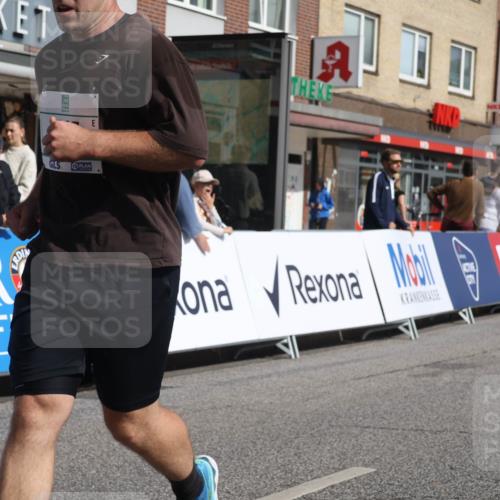 15.09.2024 - PSD Bank Halbmarathon Michael Strokosch http://msf.ph/oto/7070938 15.09.2024 12:09:40 Ziel 1855, 2053, 2327, 2878, 2892, 3238, 3532 meine-sportfotos.de
