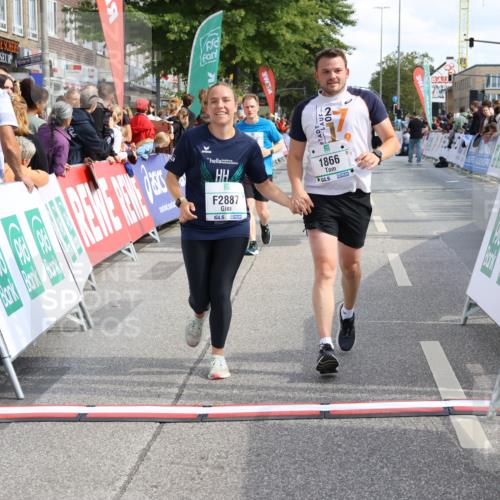 15.09.2024 - PSD Bank Halbmarathon Strokosch-Dieckow http://msf.ph/oto/7070942 15.09.2024 12:31:51 Ziel 1866, 2068, 2887 meine-sportfotos.de