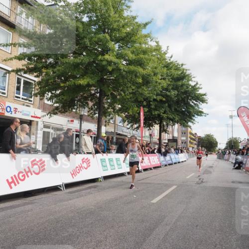 15.09.2024 - PSD Bank Halbmarathon Miley Keyser http://msf.ph/oto/7070957 15.09.2024 11:24:09 Ziel 610, 659, 672, 891, 1098 meine-sportfotos.de