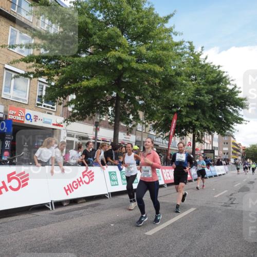 15.09.2024 - PSD Bank Halbmarathon Miley Keyser http://msf.ph/oto/7070959 15.09.2024 12:24:22 Ziel 1765, 1997, 2081, 2527, 3008, 3256, 3339, 3371, 3452, 3543 meine-sportfotos.de