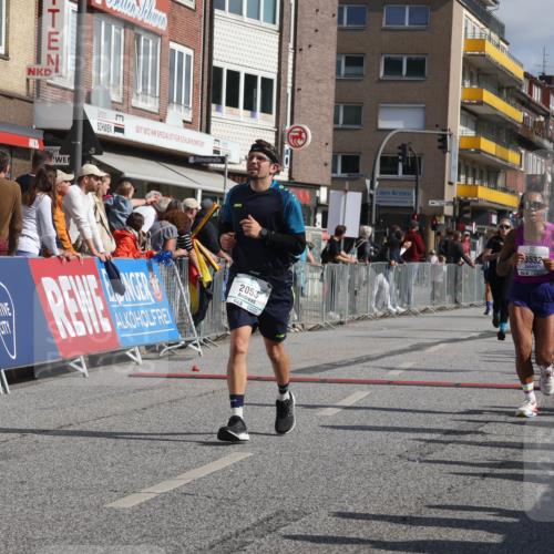 15.09.2024 - PSD Bank Halbmarathon Michael Strokosch http://msf.ph/oto/7070962 15.09.2024 12:09:44 Ziel 1694, 1855, 2053, 2327, 2878, 2892, 2993, 3238, 3532 meine-sportfotos.de